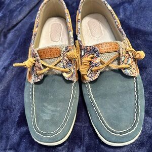 Sperry Women’s Blue Boat Shoes